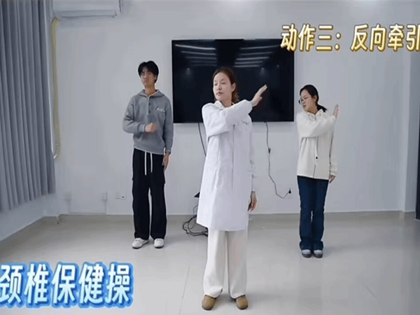 康育同行送健康 志愿服...